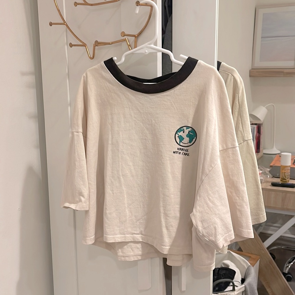 cotton on smiley cropped tee